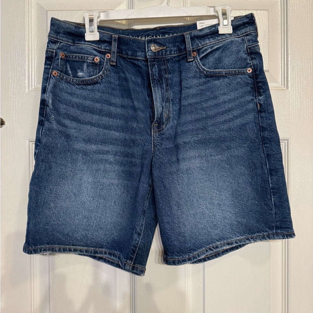 NWT American Eagle  Bermuda style denim shorts